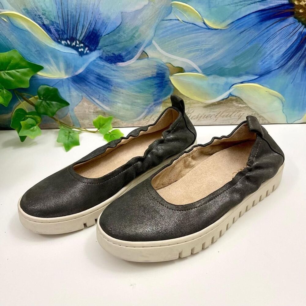 Vionic Uptown Leather Ballet Flat Round Toe Slip On Gray Size 6.5
